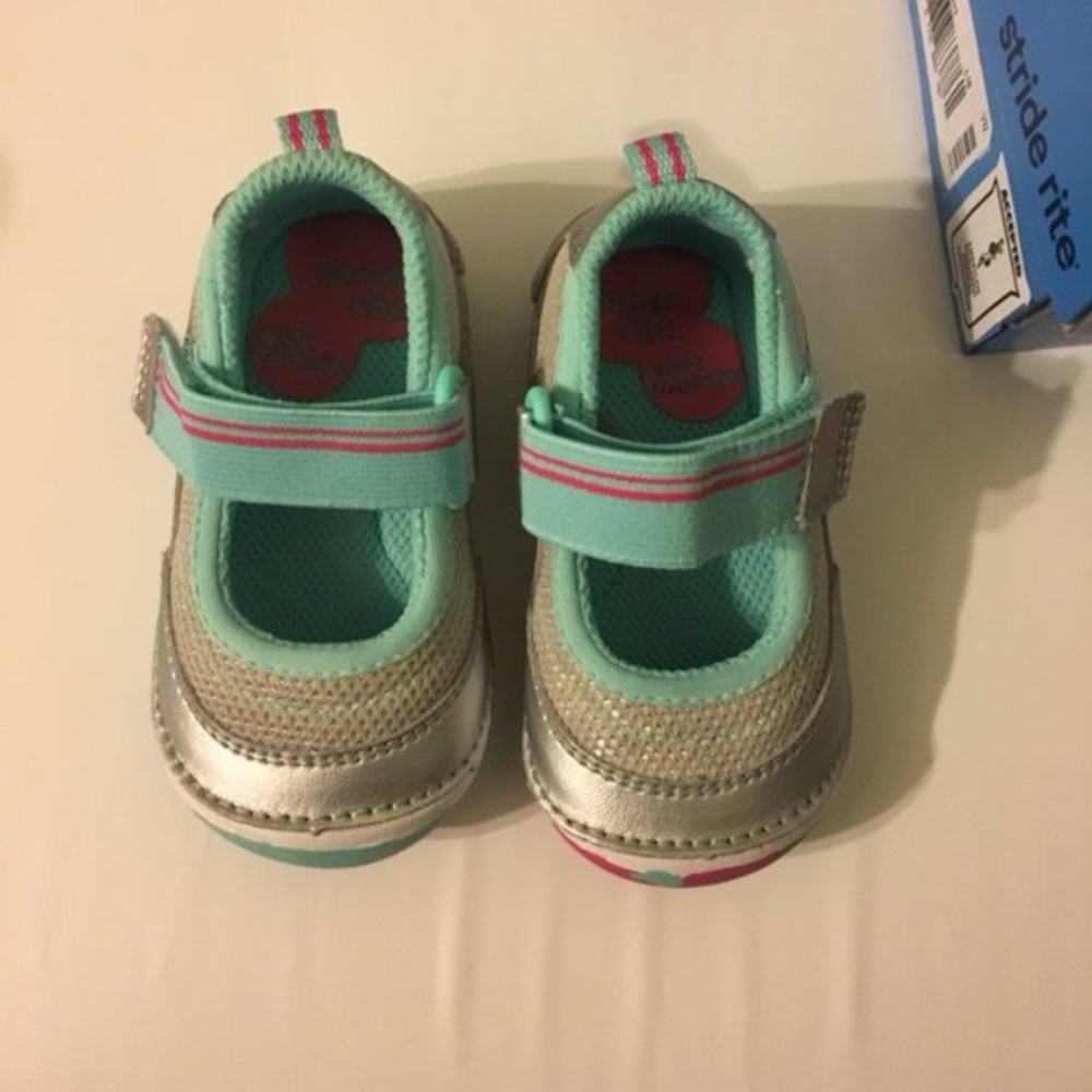 Girls Stride Rite Shoes
